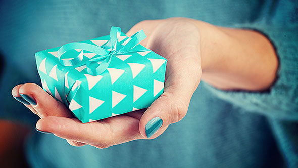 Three year-end gifting strategies